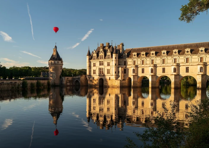 Royal Getaway in the Loire Valley - Chenonceau, the "Château of the Ladies": a feminine and artistic legacy - Photo of the day