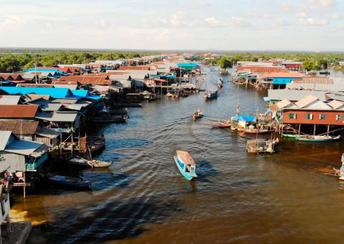Van Thailand naar Cambodja - Excursie op het Tonlé Sap-meer - Foto van de dag