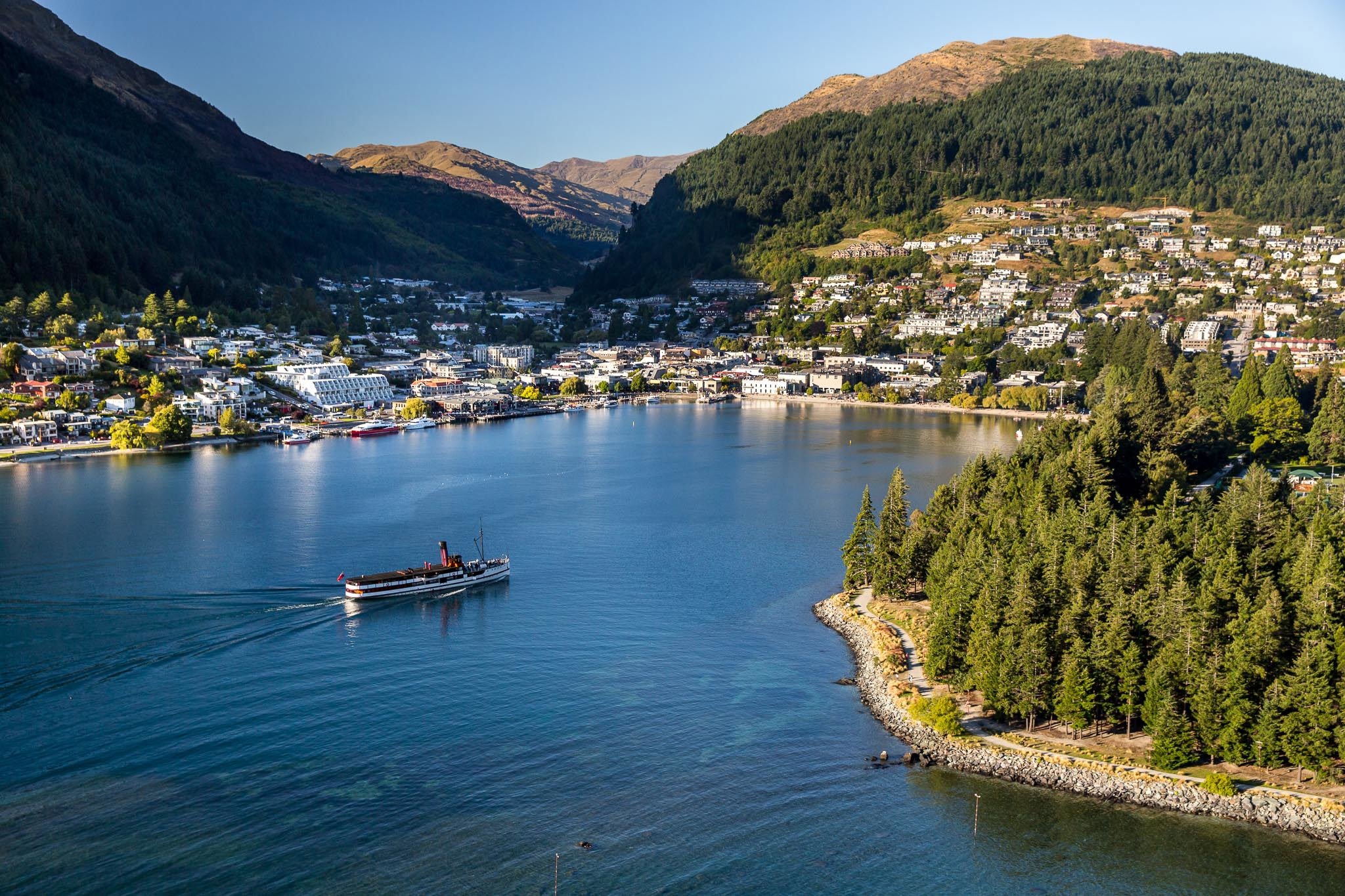 Stopover in Aotearoa - World capital of adventure: Queenstown - Photo of the day