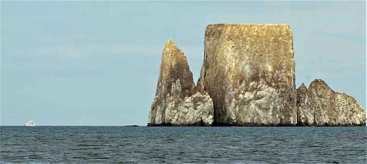 Voyage au milieu du monde - 16J - Excursion à Kicker Rock - Excursion a Kicker Rock