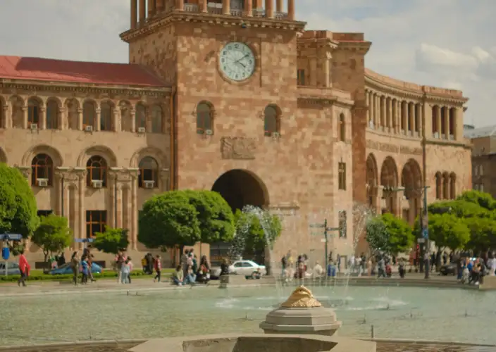 In het hart van de Armeense bergen en meren - Jerevan, duizendjarige stad & heilige schatten - Foto van de dag