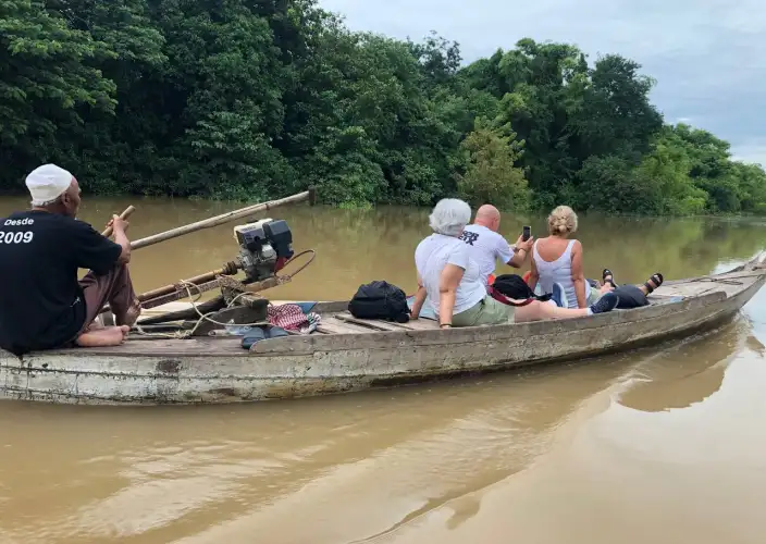 De terugkeer naar het Tonle Sap-meer + Kratie (dolfijnen) + Kep (kust) - Battambang en zijn verborgen schatten ontdekken - Foto van de dag