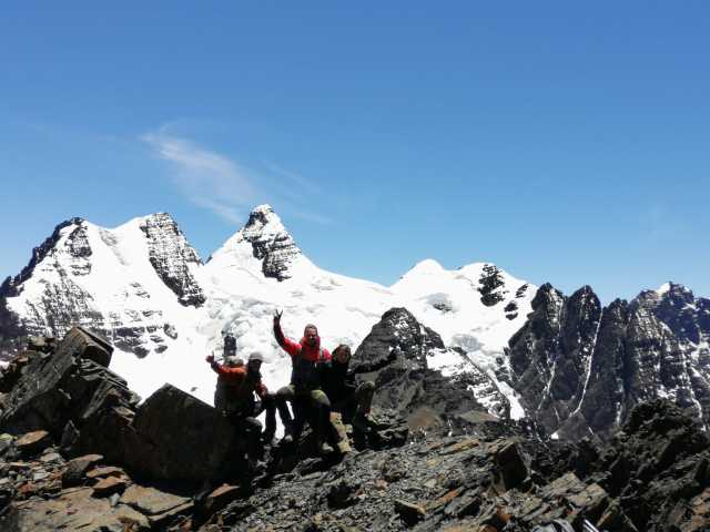 Trekking dans le groupe Condoriri (Cordillère Royale, Bolivie) et les salines d'Uyuni (ATC 15)