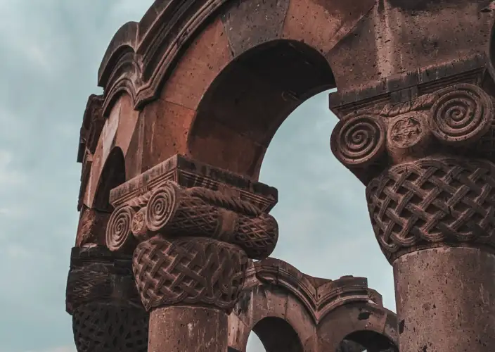 In het hart van de Armeense bergen en meren - Jerevan, duizendjarige stad & heilige schatten - Foto van de dag