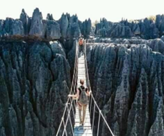 The southwest of Madagascar in its authenticity. - Tsingy de Bemaraha - Tsingy de Bemaraha