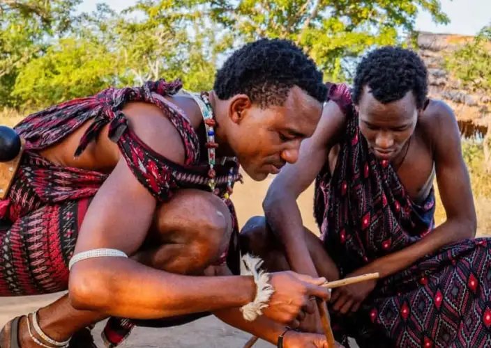 Safari à Mikumi en 2 jours — En train et par la route - Dar es Salam | Morogoro | Mikumi | Visite des Massaïs - Photo du jour