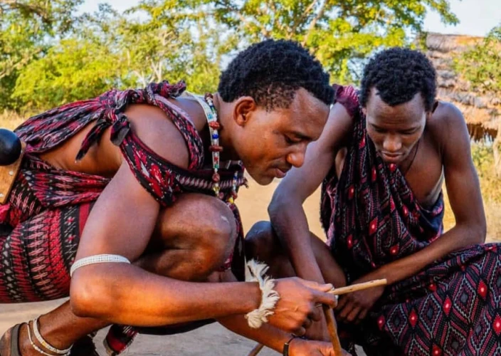 Safari à Mikumi en 2 jours — En train et par la route - Dar es Salam | Morogoro | Mikumi | Visite des Massaïs - Photo du jour