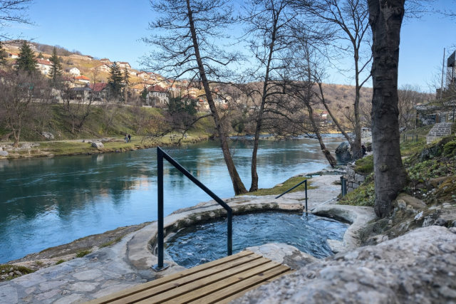 O Norte Escondido da Bósnia – Cascatas, Castelos & Tradições Gourmet