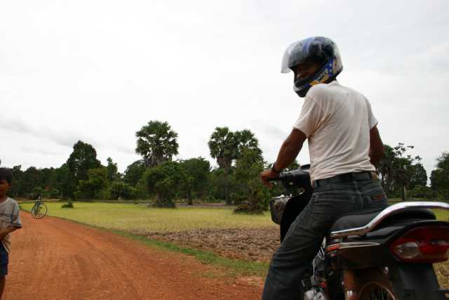 The loop around the lake + Kratie (dolphins) + Banteay Chmar