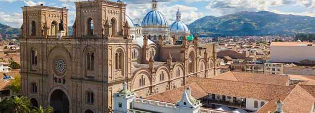 Authentic honeymoon trip in Ecuador