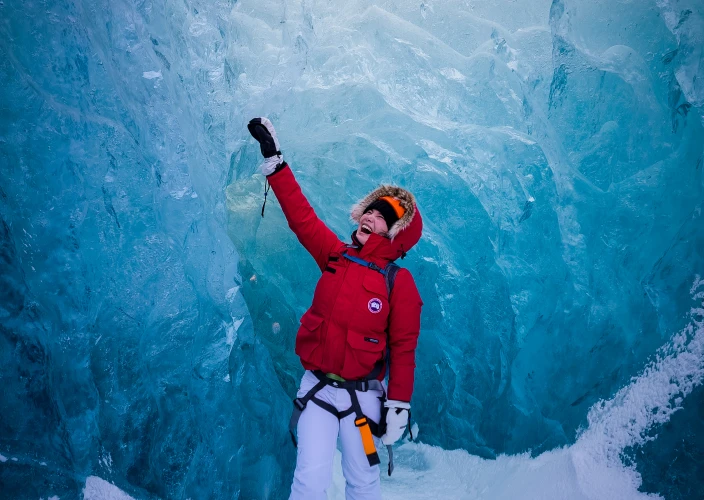 Epische Südküsten-Kleingruppentour – Wasserfälle & Schwarzer Sandstrand - Sólheimajökull-Gletscher - Tagesfoto