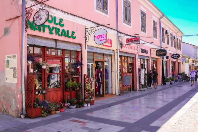 Albanian getaway: between culture, hiking and tradition