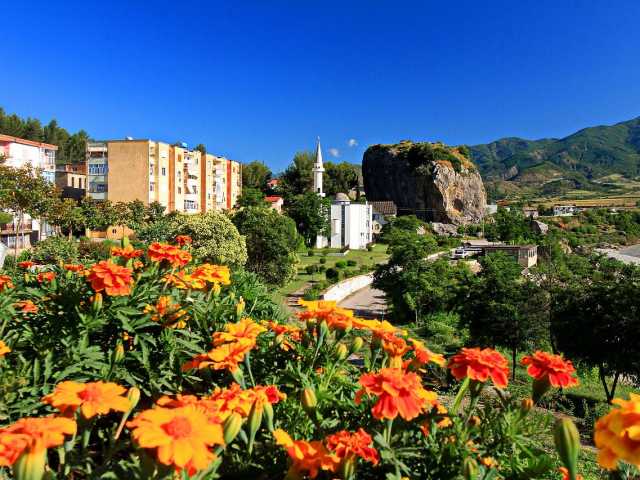 No coração do país das águias – uma viagem entre história e natureza