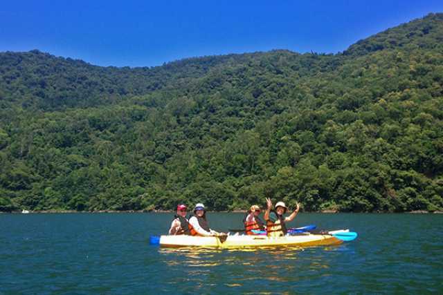 Recorrido de bienestar por la costa este de Taiwán a través de paisajes espectaculares