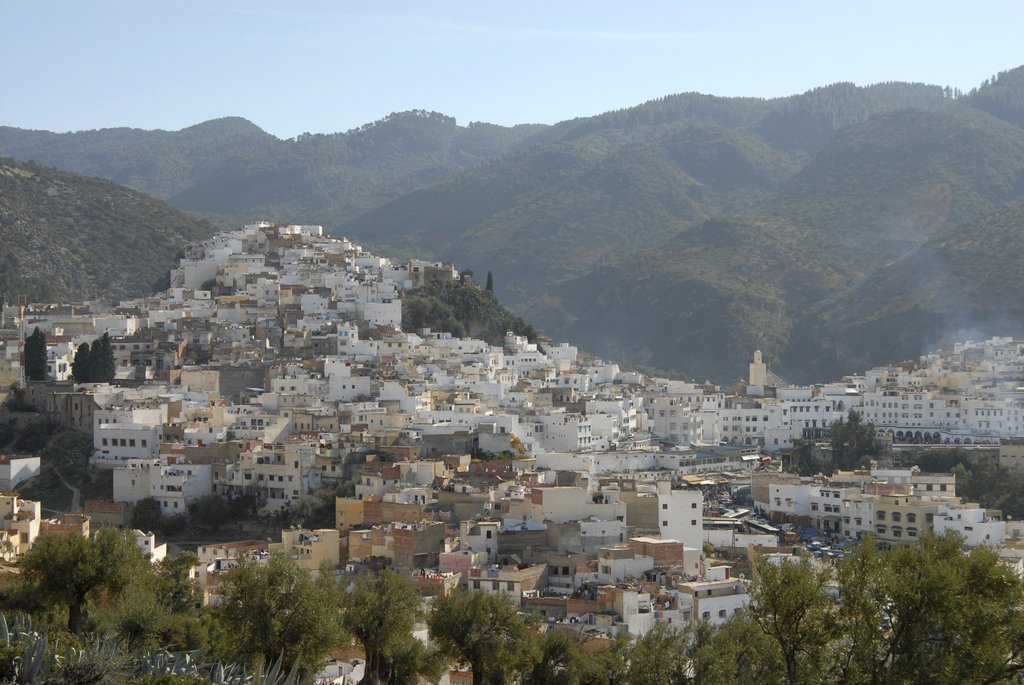 Toubkal Trek 4 days - Tizi Oussem - Tizi Mzik - Aremd. 1900 m - Tizi Oussem  -  Tizi  Mzik  -  Aremd.  1900m