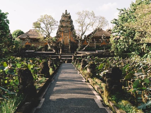 Cultura balinesa e relaxamento em Nusa Lembongan – 16 dias / 15 noites