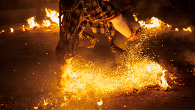 Voyage spirituel à Bali : yoga, purification et reconnexion au cœur de l’île des Dieux. - Là où la terre rencontre l’océan - Photo du jour