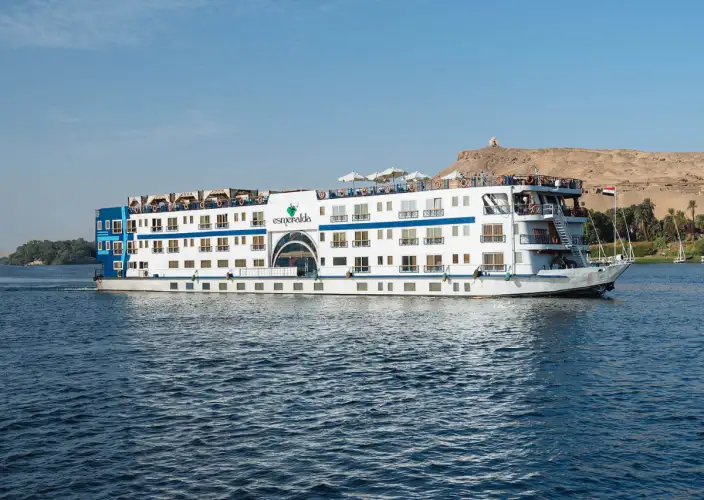 Meraviglie del Nilo e del Mar Rosso: Fuga a Il Cairo, Luxor e Hurghada - Tour della città di Aswan e imbarco sulla crociera sul Nilo 🚢🌅 - Foto del giorno