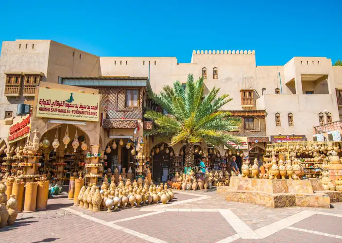 Fuga in Oman - Avventura tra le maestose montagne, il deserto e il mare dell'Oman - Forte di Nizwa - Souq di Nizwa – Birkat Al Mouz – Al Ayn - Jebel Akhdar - Foto del giorno