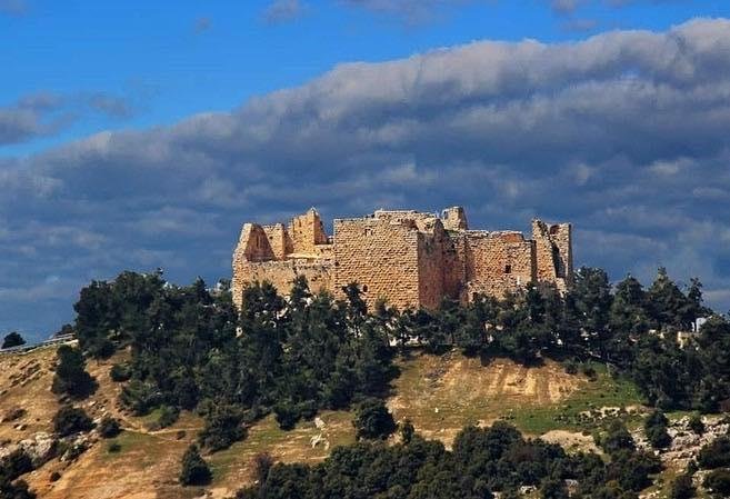 Esplendor das Aventuras na Jordânia (Famílias, Casais e Amigos) - AMMAN / JARASH / AJLOUN TRILHA (Trilha do Profeta) / AMMAN - de9bff497f3bad667ac18a46320cc07f