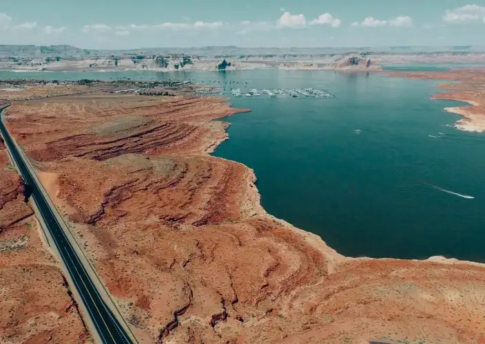 Camping in the iconic parks of the USA - Page: canyons and Lake Powell - Photo of the day