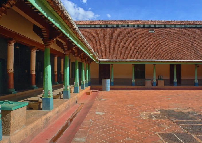 Circuit van de architectuur van de tempels in Zuid-India: een begeleide, privé en exclusieve reis langs UNESCO-werelderfgoedlocaties - Tempels en ambachten van Chettinad - Foto van de dag