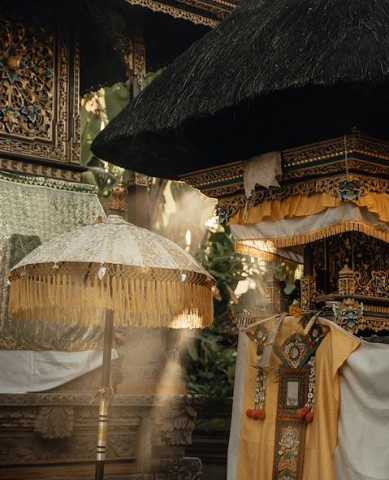 Dorpen, tempels en Balinese natuur