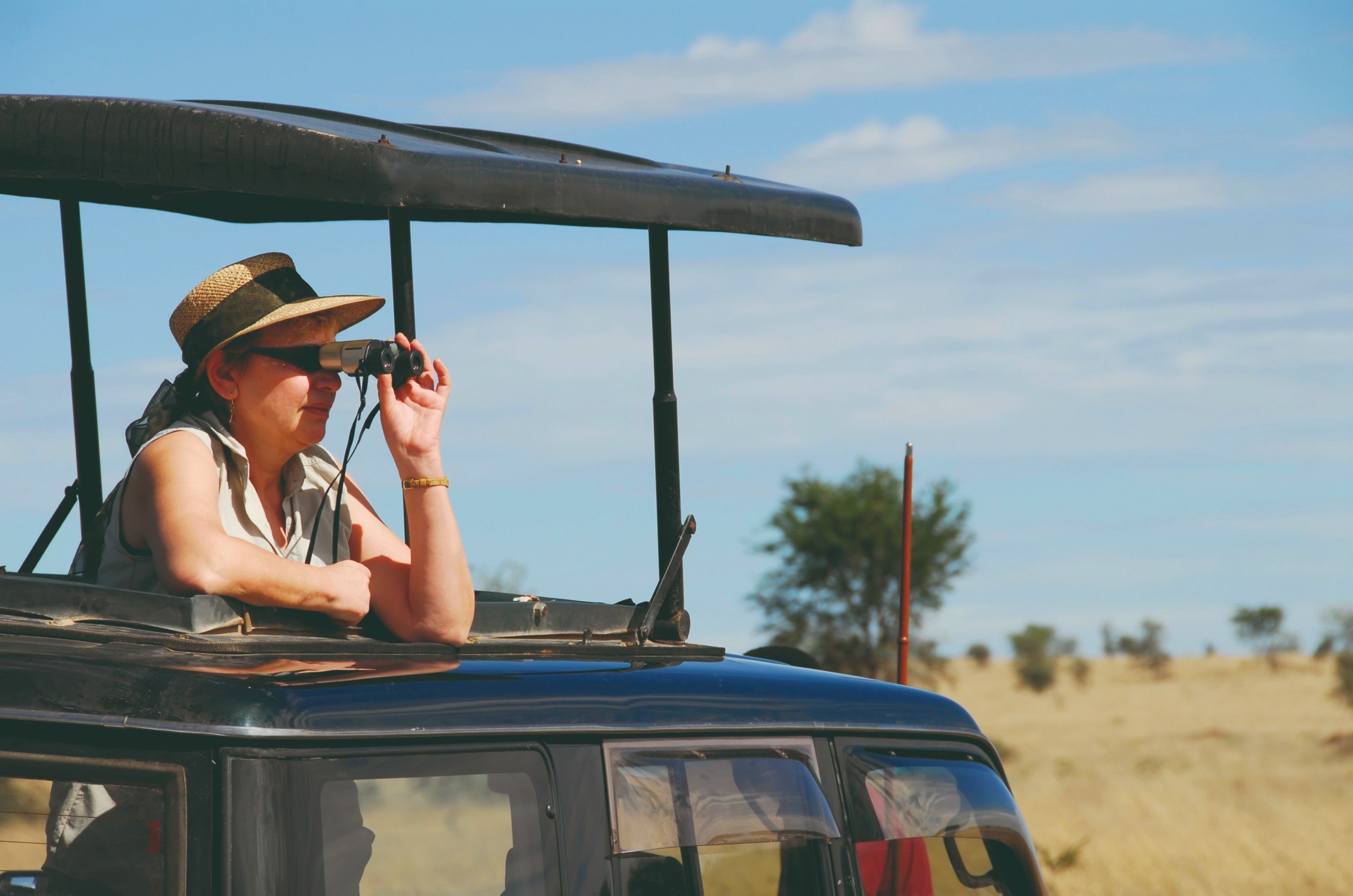 Tarangire, het Natronmeer, de berg Oldonyo Lengai, Serengeti, de Ngorongoro-krater en het Manyarameer - Luchthaven van Kilimanjaro - Aéroport du Kilimandjaro