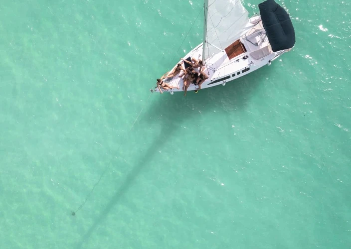O circuito de Yucatán ☀️ - Cruzeiro de veleiro: 3h de magia em Bacalar - Foto do dia