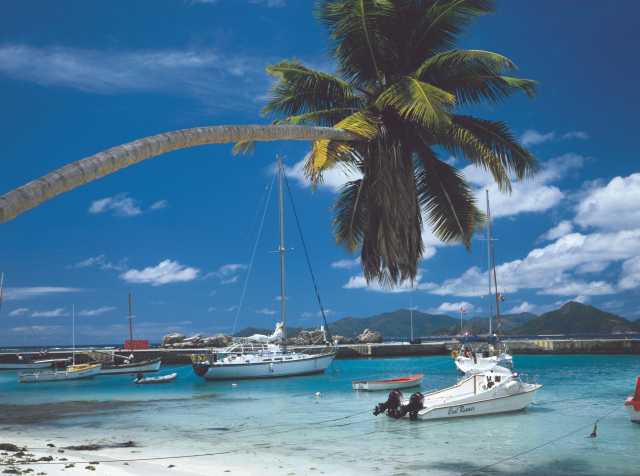 Tre isole di lusso, 8 giorni - 7 notti