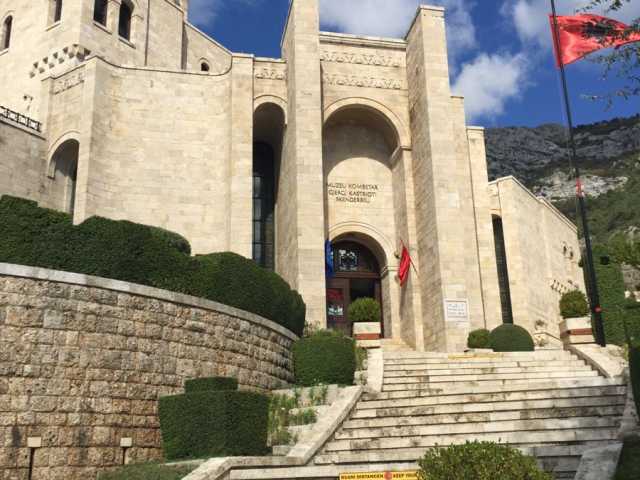 À travers les Balkans : canyons, royaumes et côtes