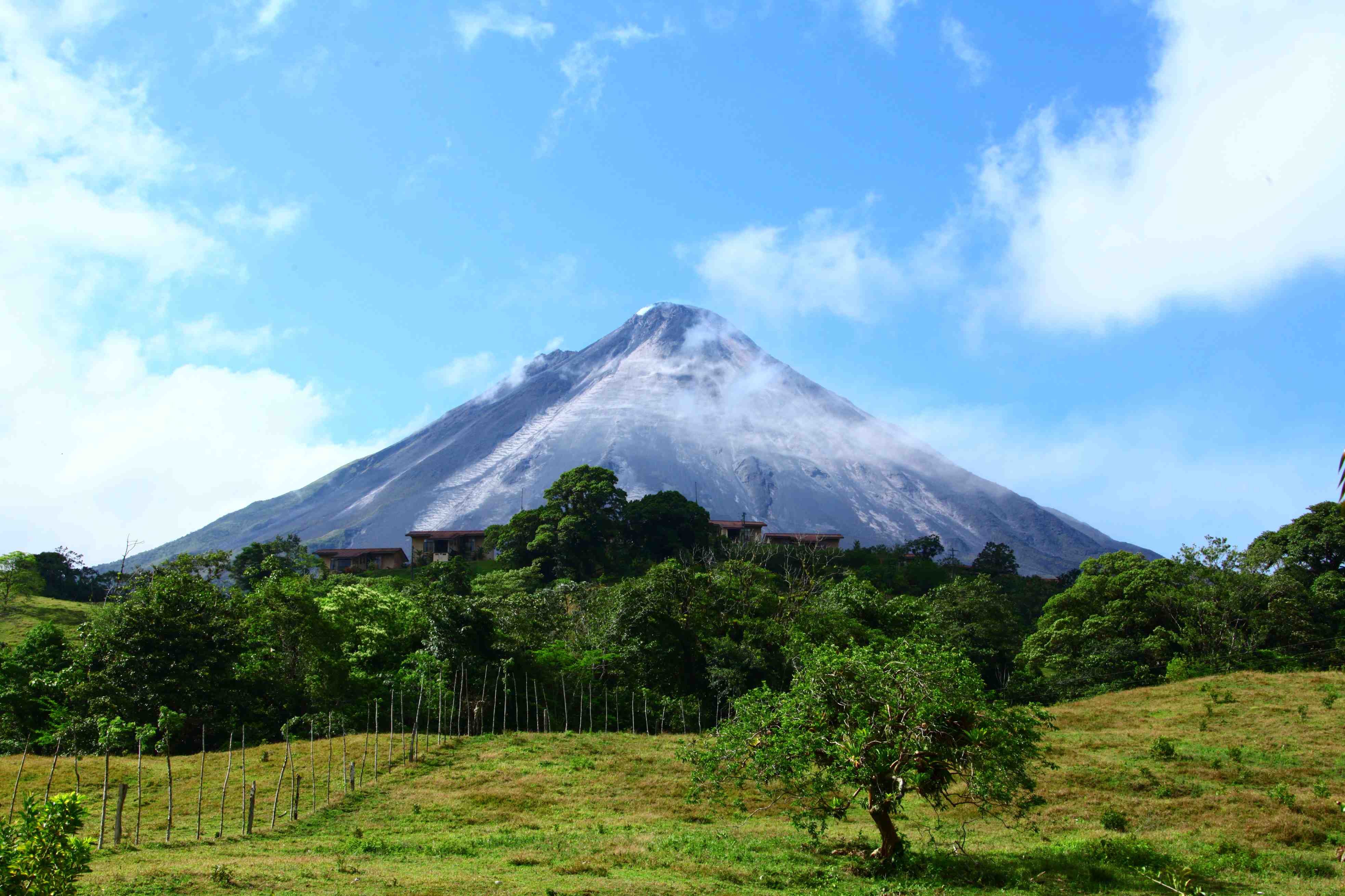 Entre plages et volcans - Volcan Arenal et ponts suspendus - Volcan Arenal et ponts suspendus