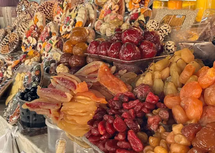 The colors of Armenia - Yerevan city tour / History Museum / Genocide Memorial / Vernissage - Photo of the day