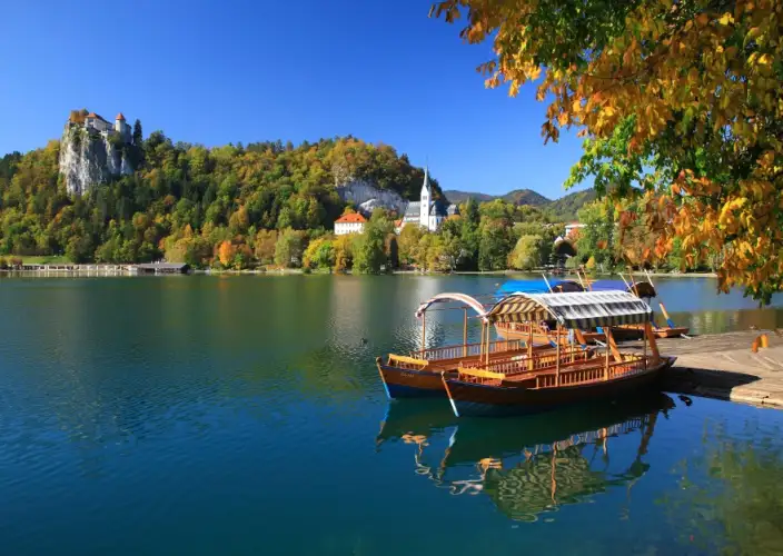 Explora lo Mejor de Eslovenia – Itinerario de 5 Días - Lo más destacado de Bled & Vistas panorámicas - Foto del día