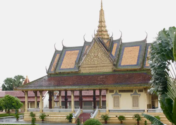 The loop around the lake + Kratie (dolphins) + Banteay Chmar - Visits in Phnom Penh, the vibrant capital of the country - Photo of the day