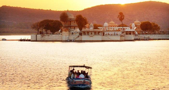 Rajasthan et Holi (la fête des couleurs) - Jodhpur - Udaipur (via Ranakpur) - 250 km - Jodhpur - Udaipur (via Ranakpur) - 250 km