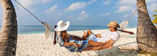 Flitterwochen auf der Insel Embudu