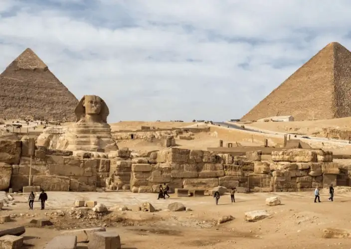 Meraviglie del Nilo e del Mar Rosso: Fuga a Il Cairo, Luxor e Hurghada - Tour della città del Cairo di un'intera giornata e le enormi 3 Piramidi di Giza 🏜️🕌 - Foto del giorno