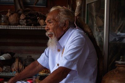 Voyage spirituel à Bali : yoga, purification et reconnexion au cœur de l’île des Dieux. - Guérir. Danser. Vibrer. - Photo du jour