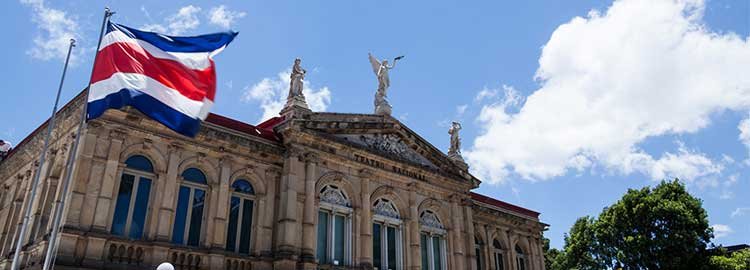 Les 3 éléments : jungle, volcan, océans. - San José - San Jose