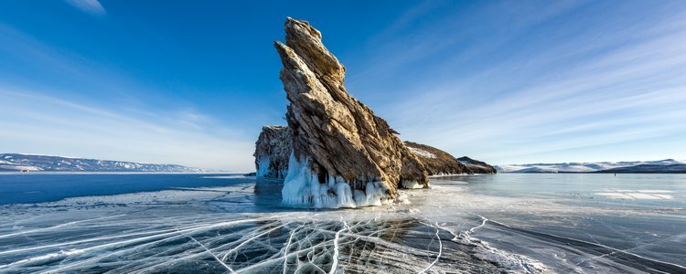 Reis naar het Baikalmeer - Over het ijs van het meer naar het eiland Olkhon - Par la glace du lac vers l'île d'Olkhone
