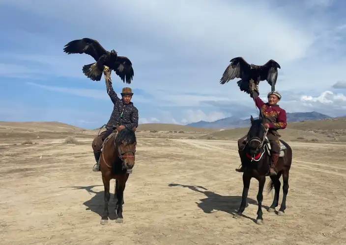 Circuito personalizzato dei laghi più belli del Kirghizistan - BOKONBAEV – KARAKOL - Foto del giorno
