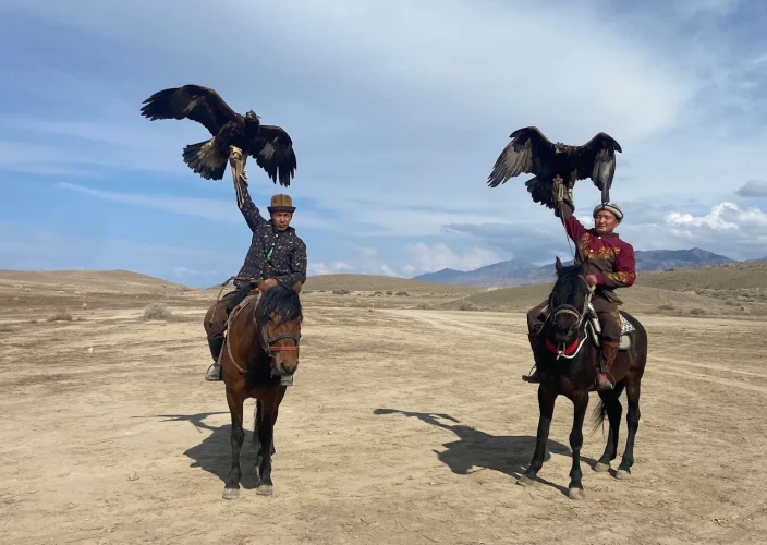 Os lagos mais bonitos do Quirguistão - BOKONBAEV – KARAKOL - Foto do dia