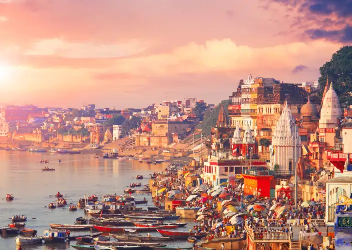 Triangle d'Or, Varanasi et grottes d'Ajanta Ellora : une visite guidée privée et exclusive de luxe - Balade en bateau et promenade patrimoniale à Varanasi - Photo du jour