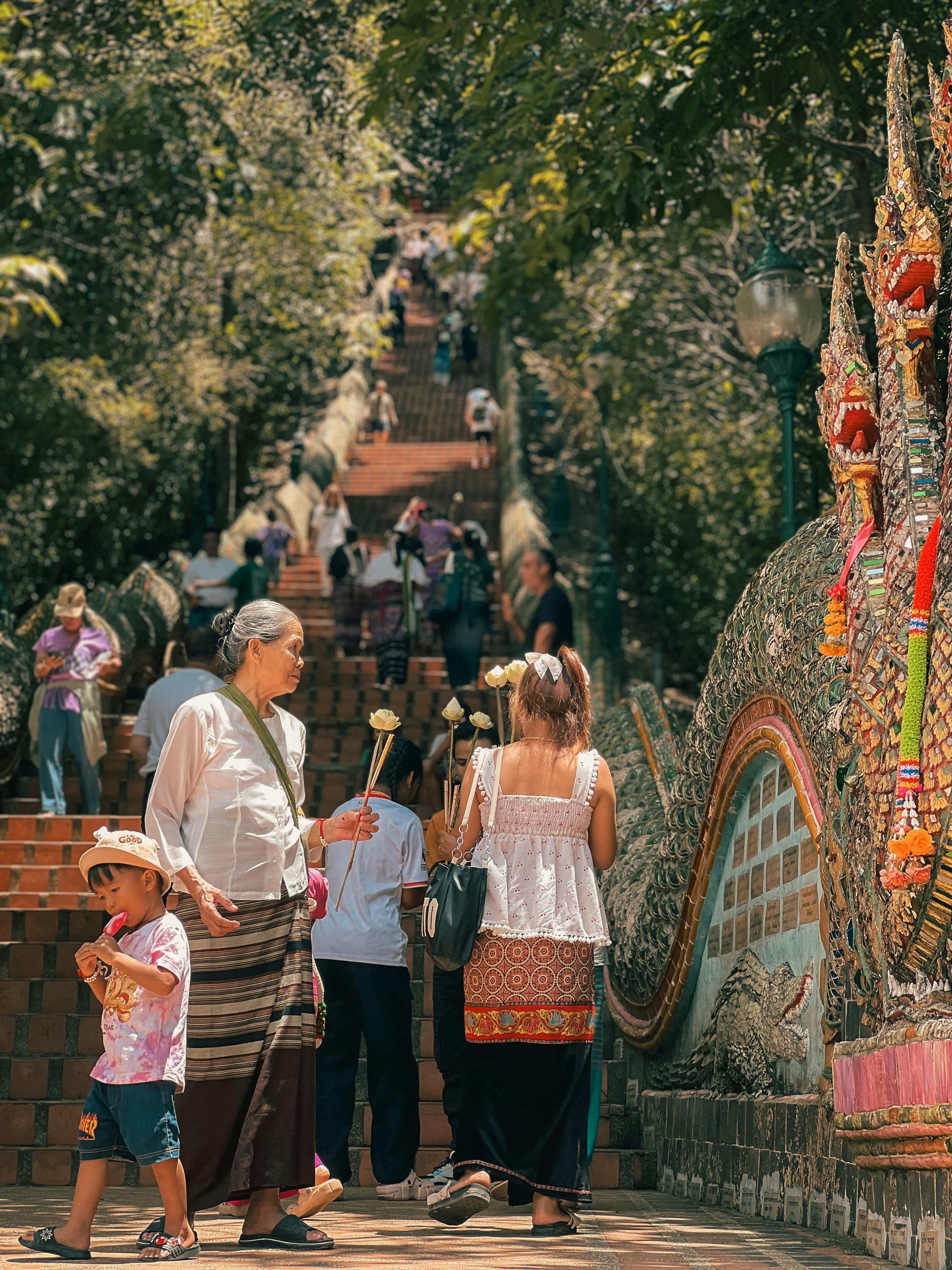 Thailand in zijn geheel - SUKOTHAI – CHIANG MAI. Historisch park van Sukhothai en Doi Suthep - Foto van de dag