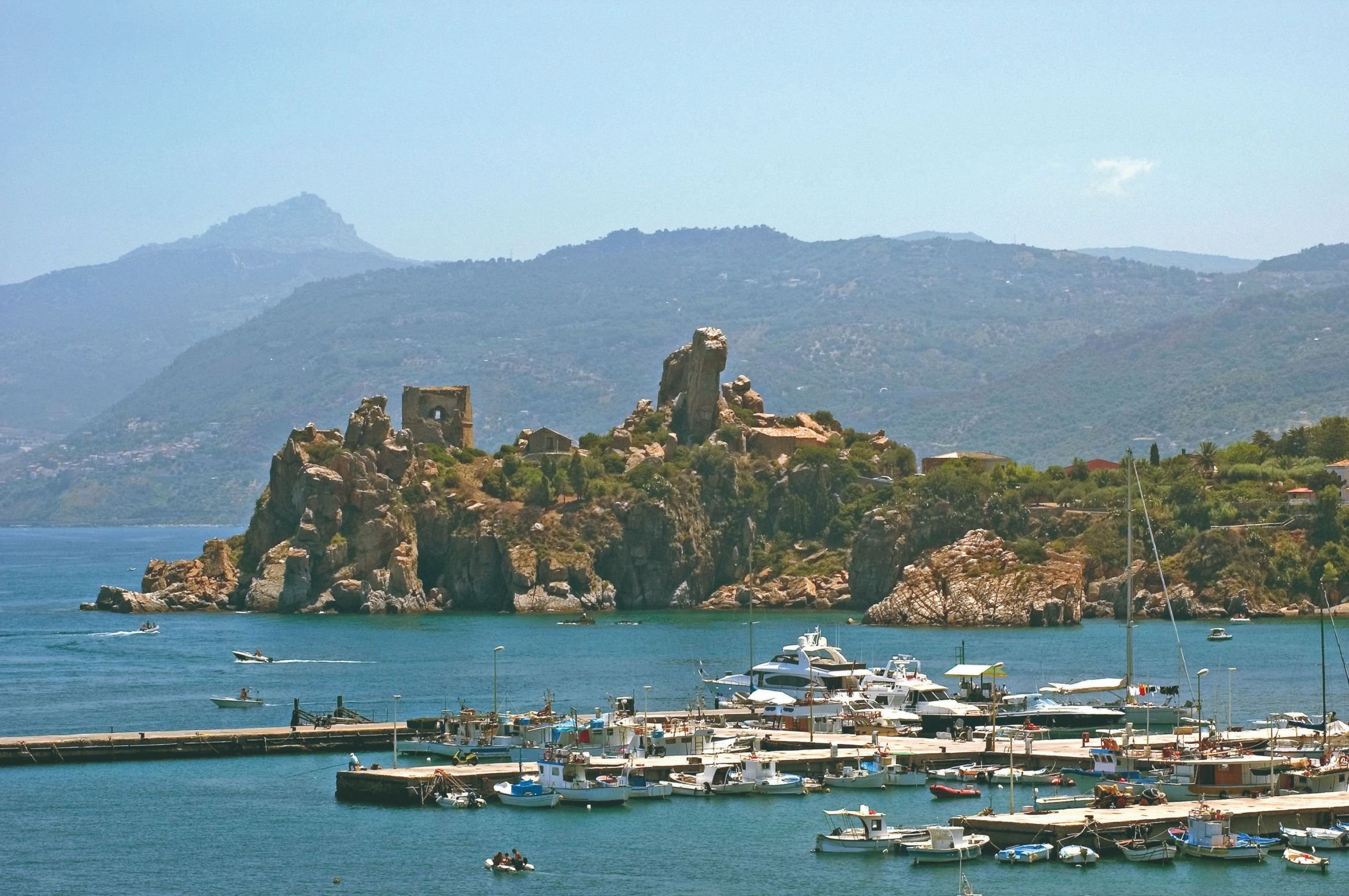 Grote tour en windturbines - Cefalù - Cefalu
