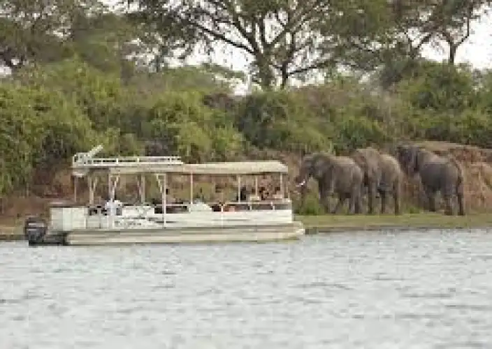 21-tägige Große Ostafrika-Expedition - null - Tagesfoto