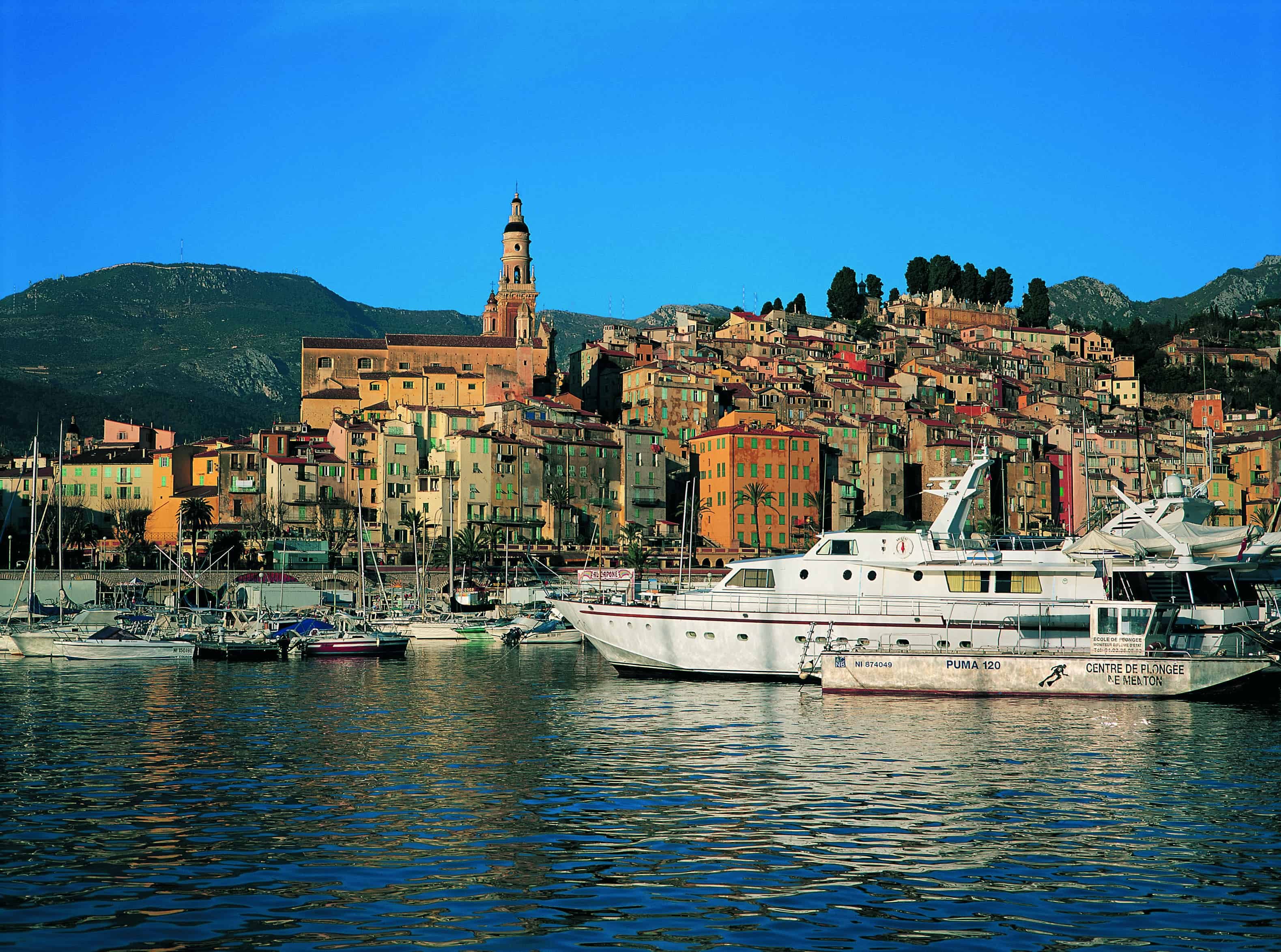 Oudjaarsavond in Menton, zee en balkons van de Côte d'Azur. - Woensdag 30 december: Menton - Mercredi 30 décembre: Menton