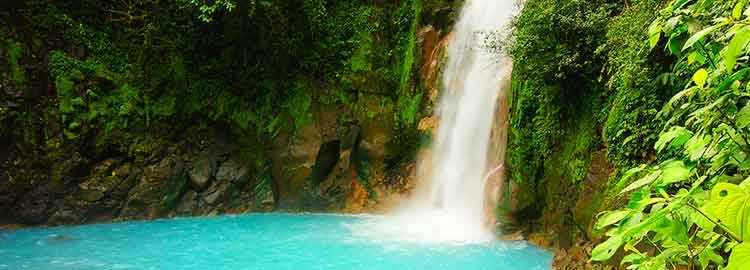 Les 3 éléments : jungle, volcan, océans. - Tenorio et le Rio Celeste - Tenorio et le rio celeste