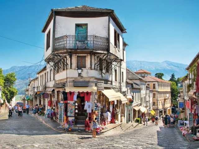 No coração do país das águias – uma viagem entre história e natureza